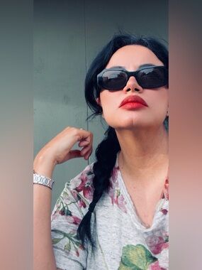 Meet your Posher, Karina